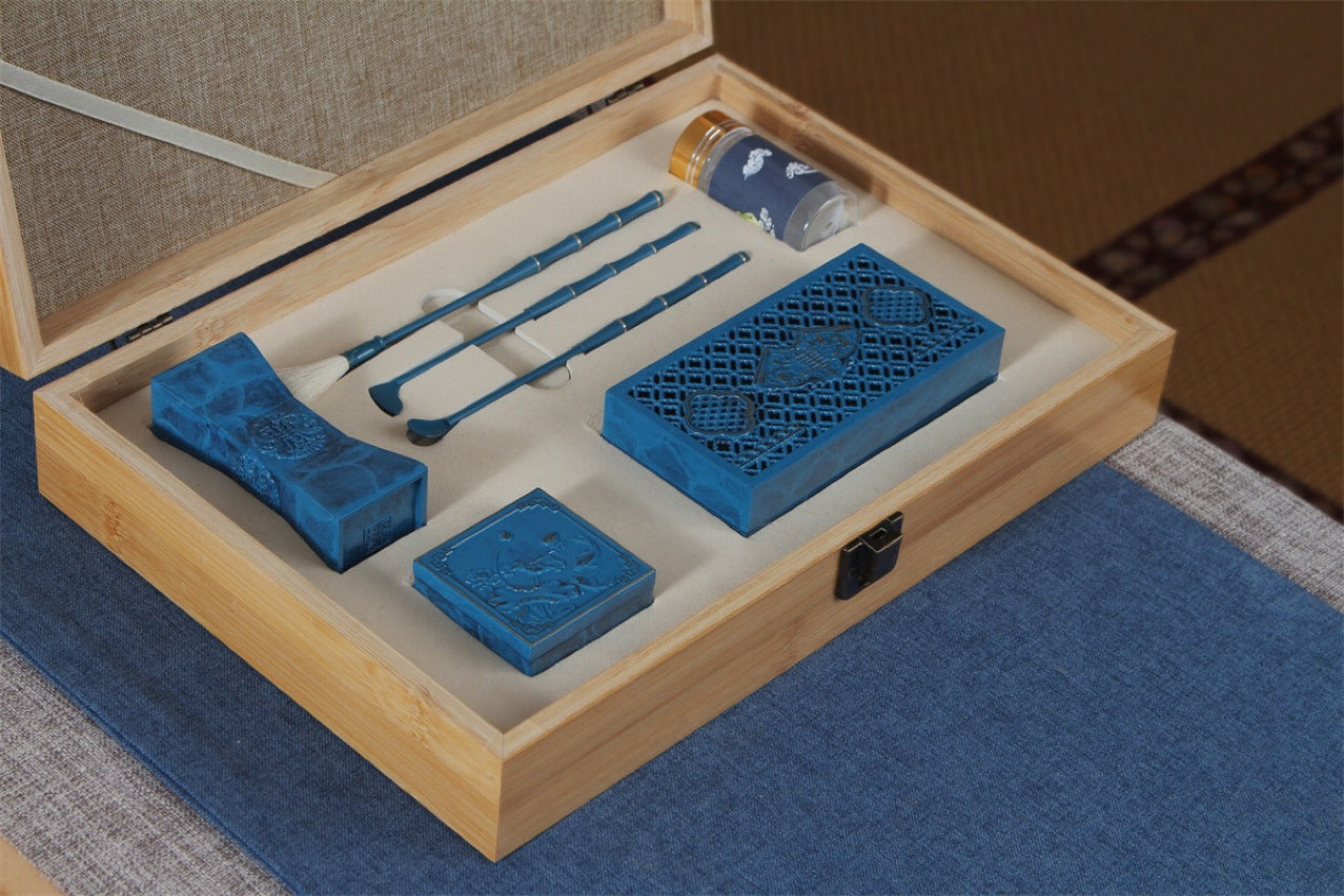 Burnt Blue Citron Set Gift Box Incense Tools